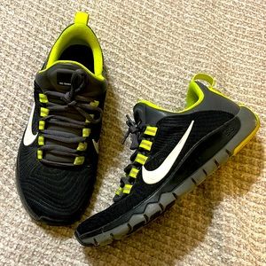 Womens Nike shoes barely used